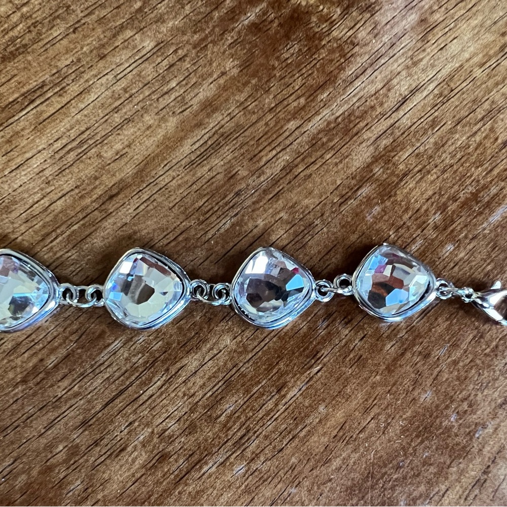 Large Beaded Rhinestone Bracelet - Picture 4 of 4